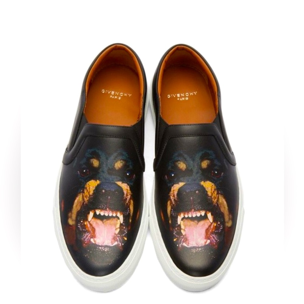 AUTHENTIC Gently used G I V E N C H Y Skate sneakers